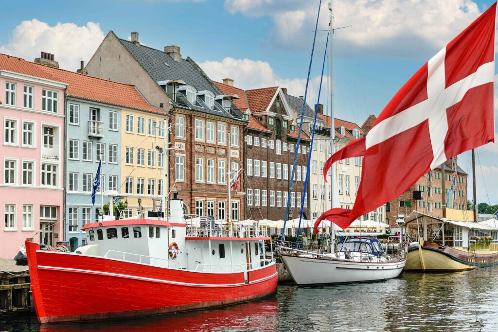 Boats In The Harbor Of Copenhagen 1281865406 Min